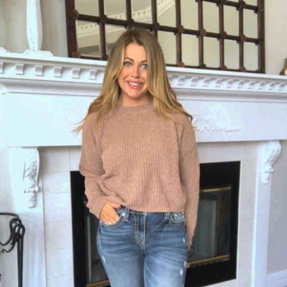 Hippie Rose Nutmeg Twisted Back Knitted Sweater Sz L - Picture 2 of 7